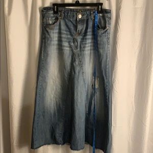 Mudd jean skirt